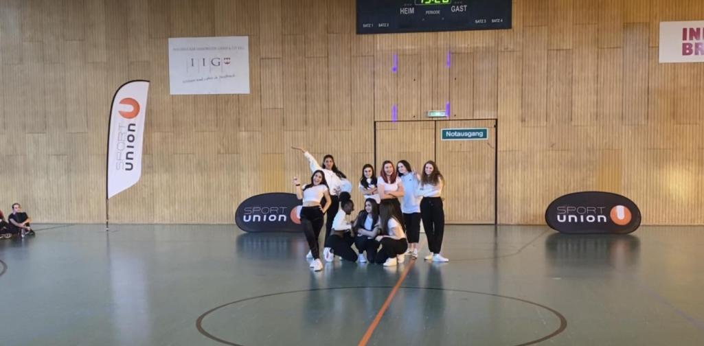 Danceshow3 Danceshow3