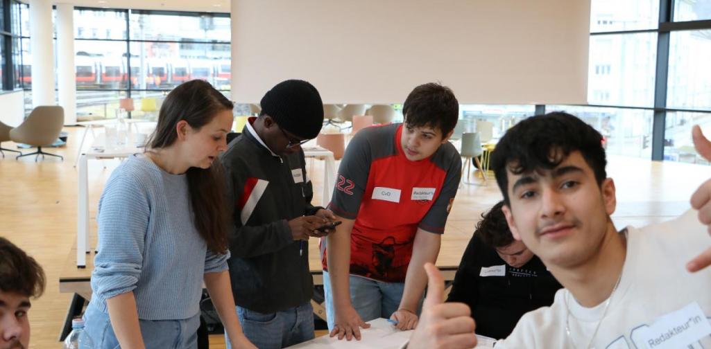 Fake News1 Fake News1